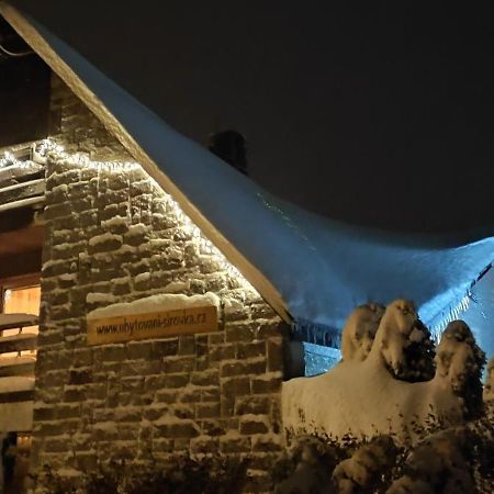 Sirovka Villa Horní Polubný Eksteriør bilde
